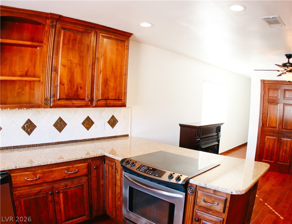 520 Lincoln Street Property Photo 22