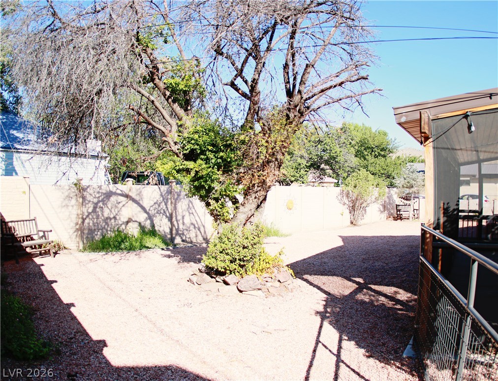 520 Lincoln Street Property Photo 38