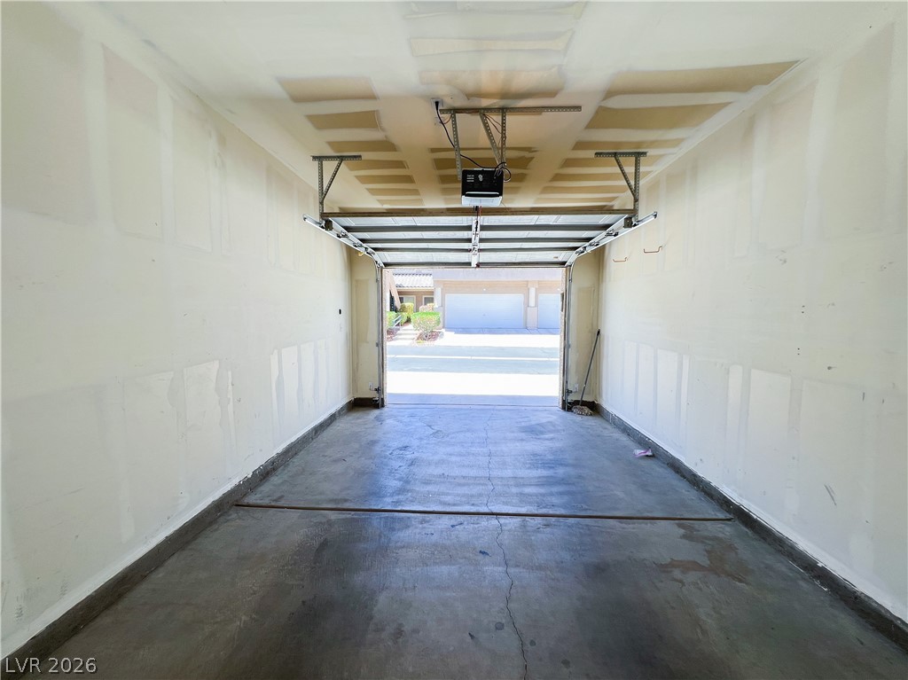 2100 Quarry Ridge Street 207 Property Photo 8