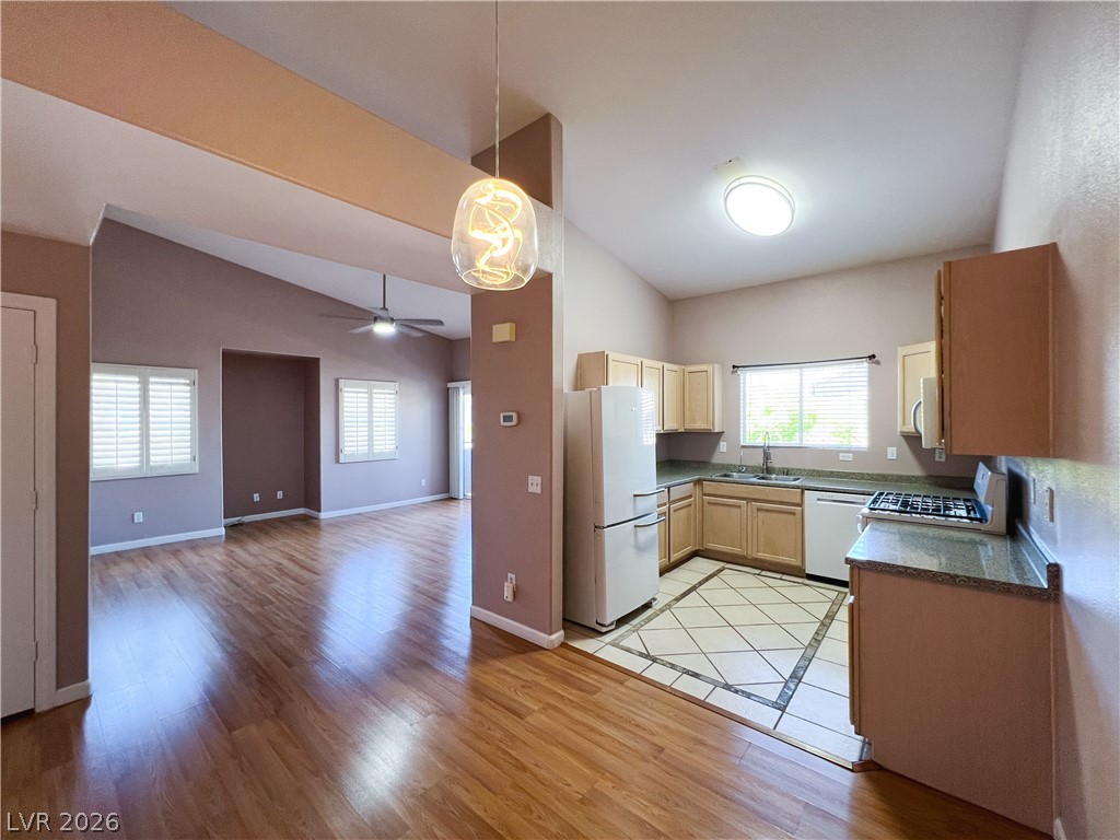 2100 Quarry Ridge Street 207 Property Photo 32