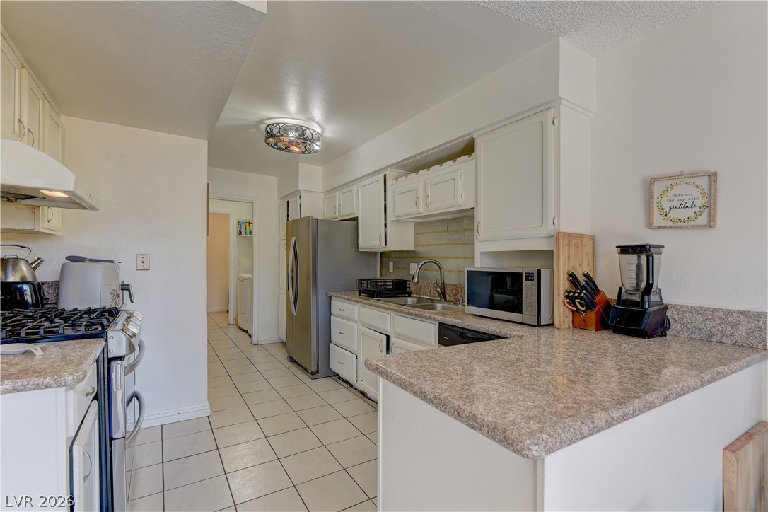 4441 Sirius Avenue Property Photo 8
