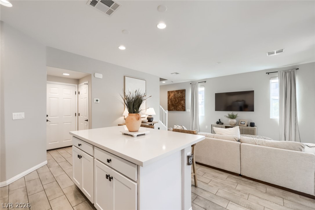 4748 Illustria Avenue Property Photo 10