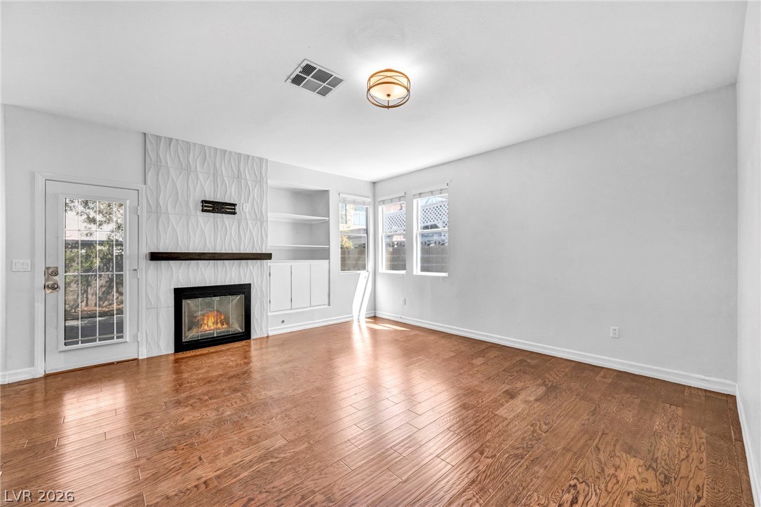 1004 Washington Oaks Street Property Photo 14