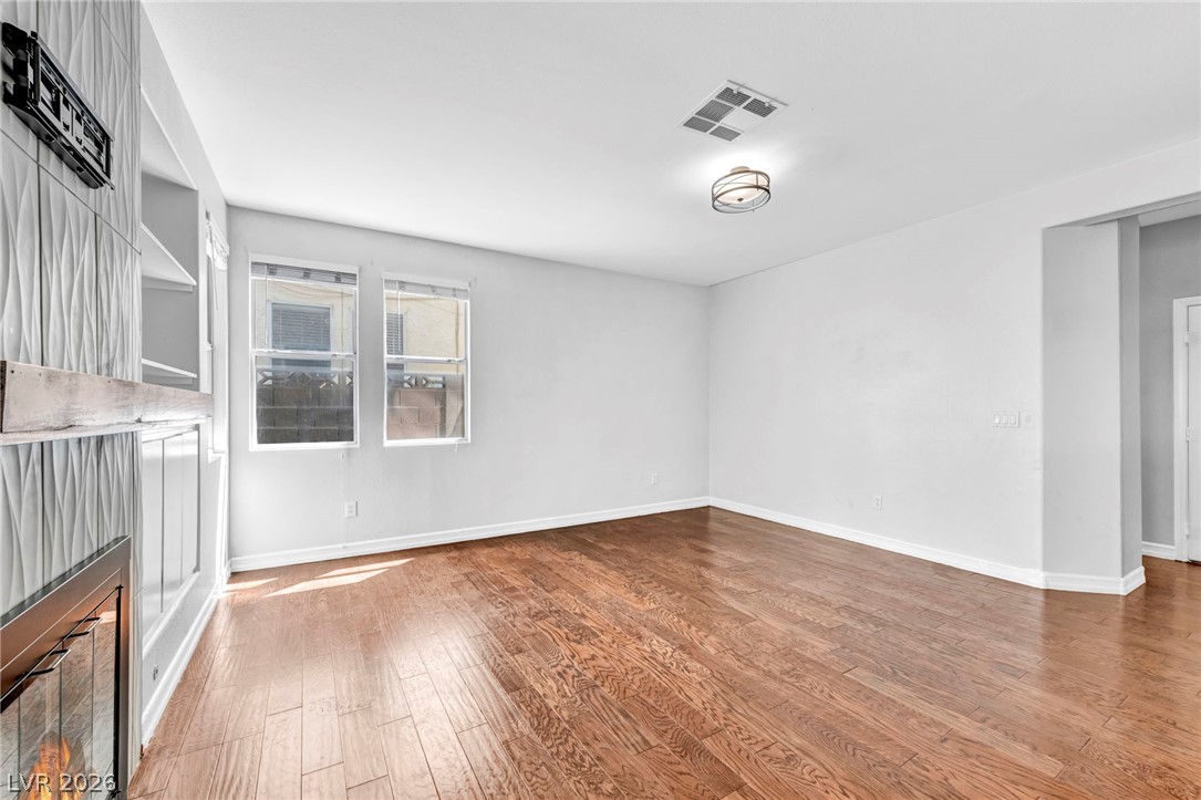 1004 Washington Oaks Street Property Photo 15