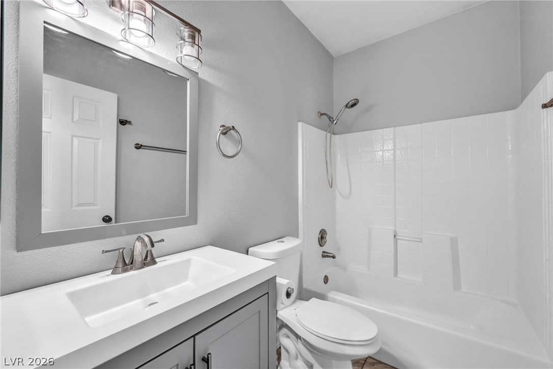1004 Washington Oaks Street Property Photo 39