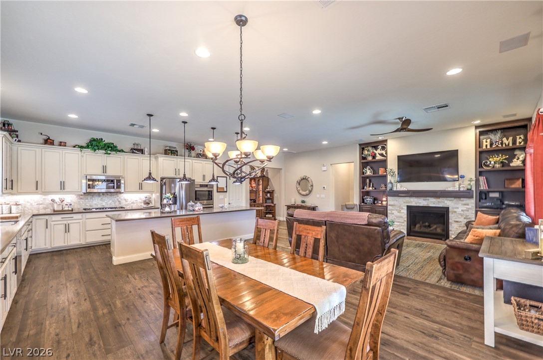 6461 Winecup Street Property Photo 15