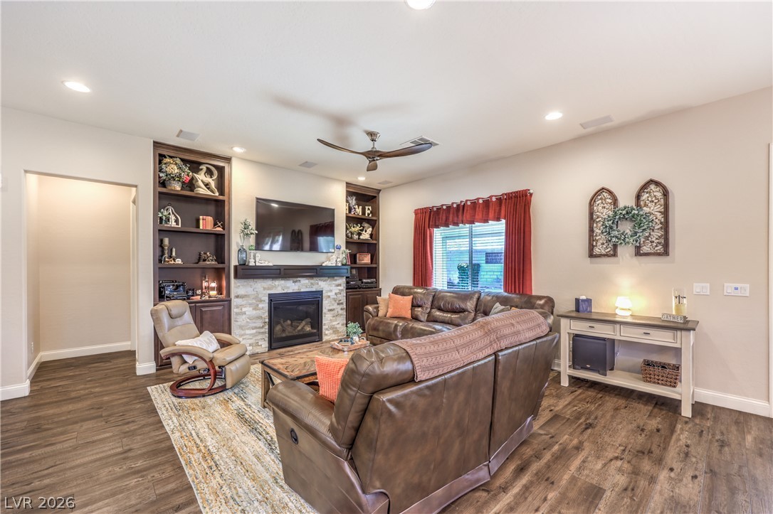 6461 Winecup Street Property Photo 17