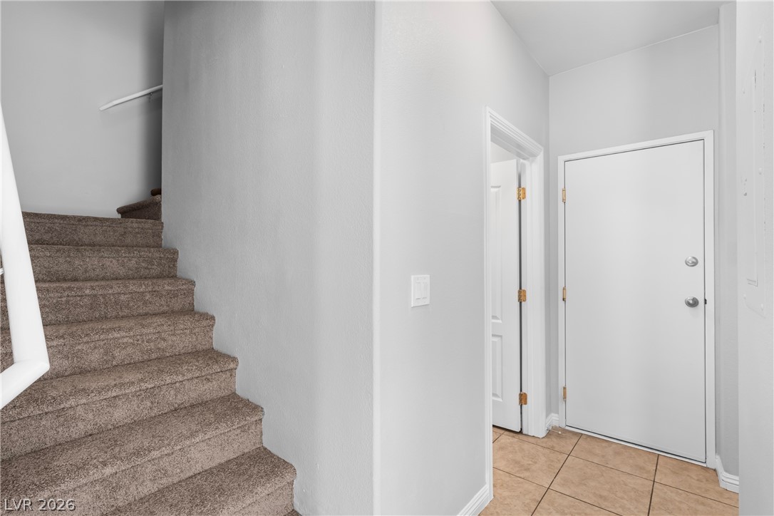 8819 Horizon Wind Avenue 103 Property Photo 15