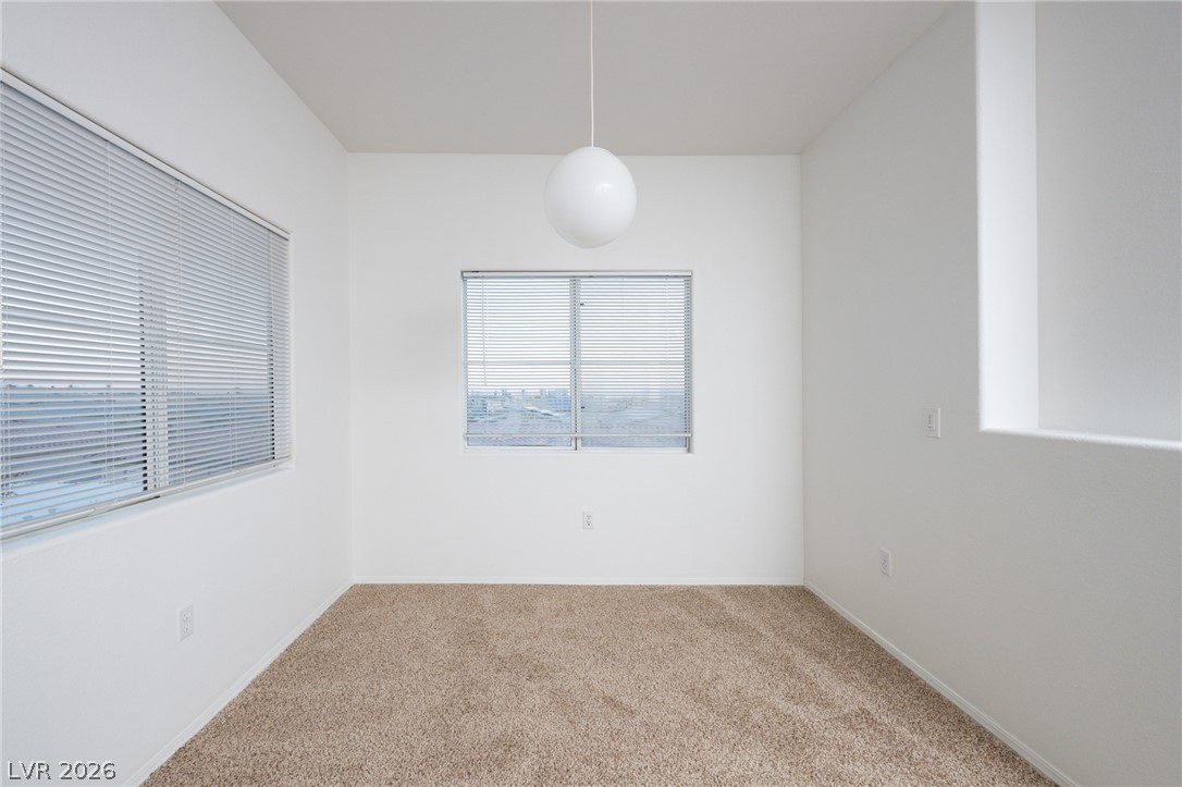 8501 West University Avenue 2081 Property Photo 8