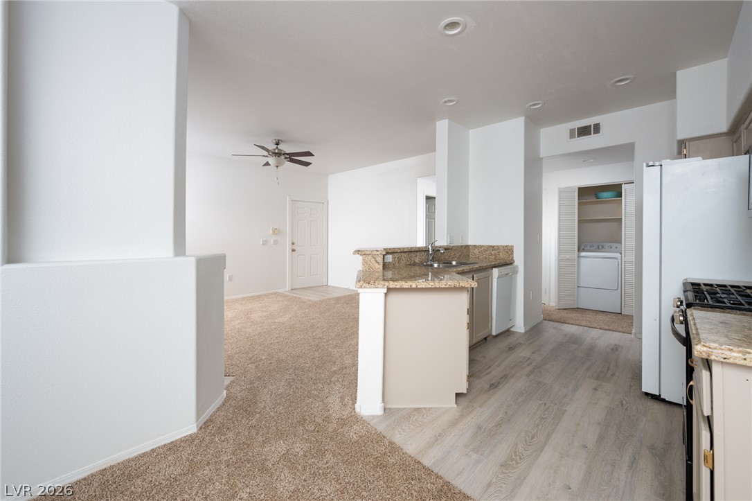 8501 West University Avenue 2081 Property Photo 10