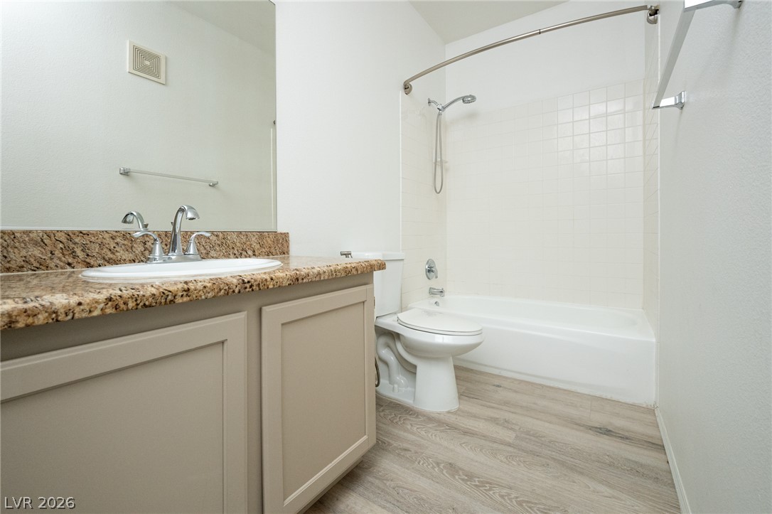 8501 West University Avenue 2081 Property Photo 11