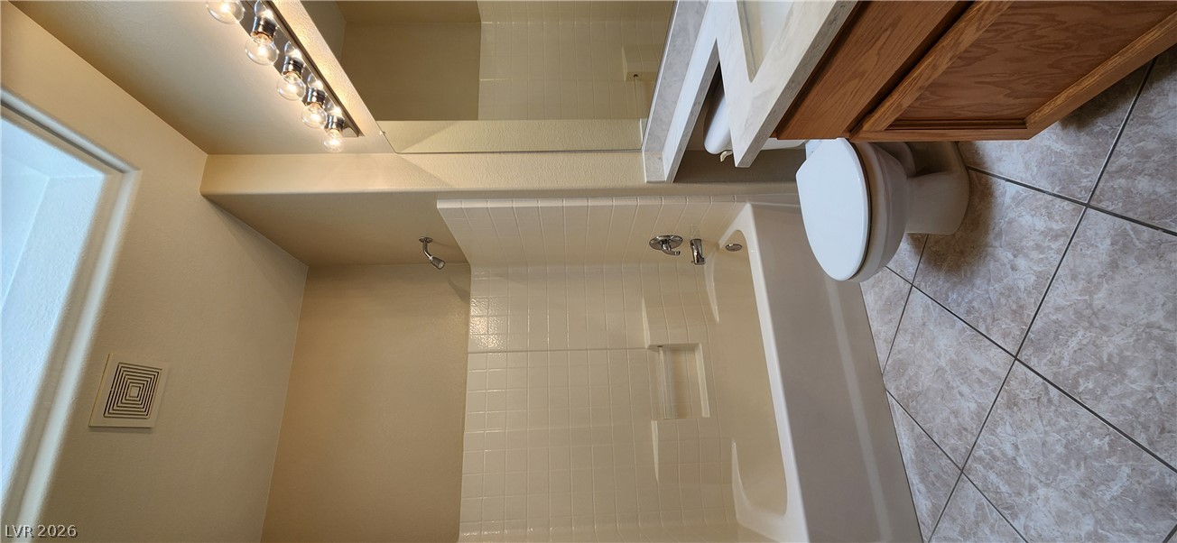 2505 Springville Way Property Photo 8