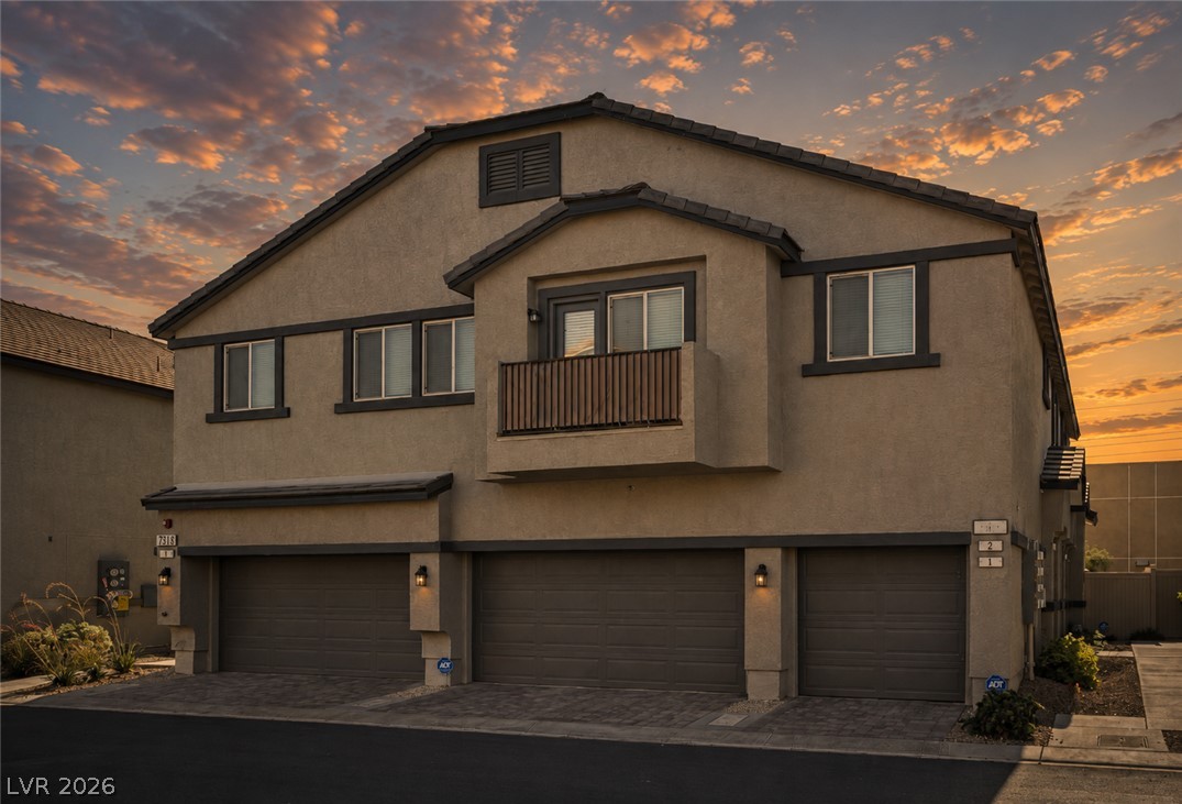 7915 Aurora Sky Street 2 Property Photo 2