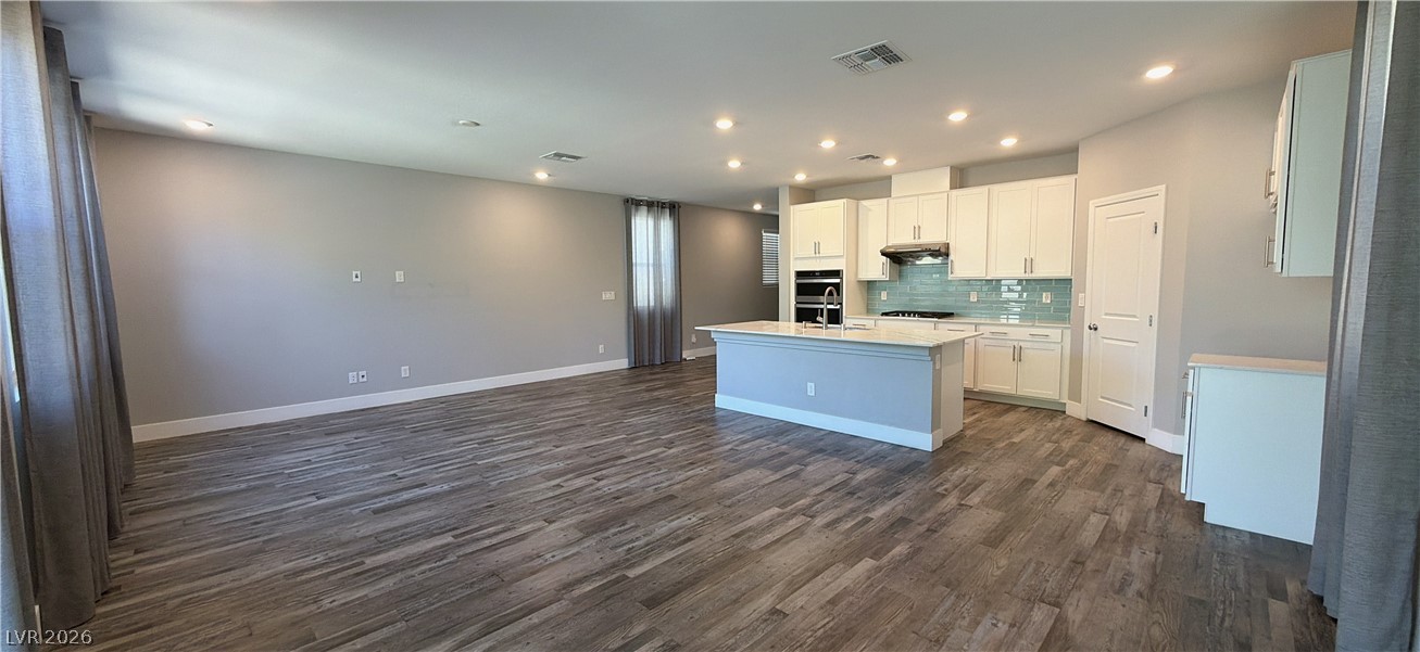 8726 Sand Verbena Avenue Property Photo 3