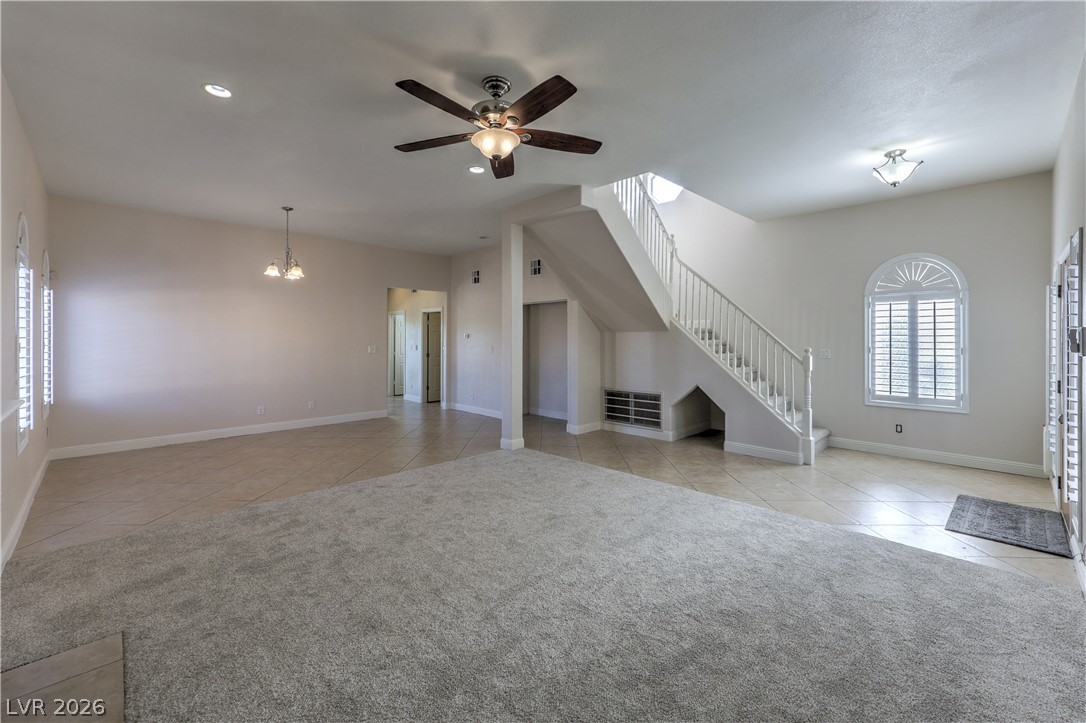 100 East Kimberly Drive Property Photo 6
