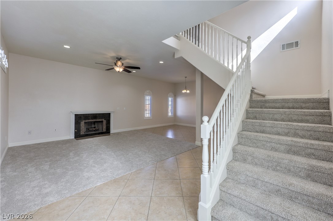 100 East Kimberly Drive Property Photo 8