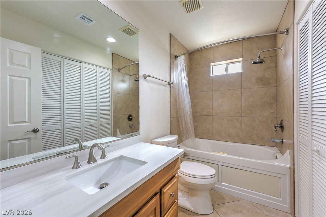100 East Kimberly Drive Property Photo 22