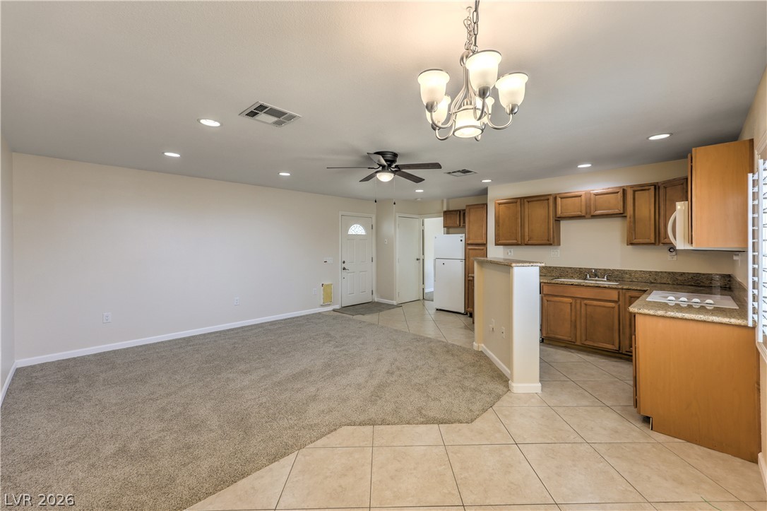 100 East Kimberly Drive Property Photo 26