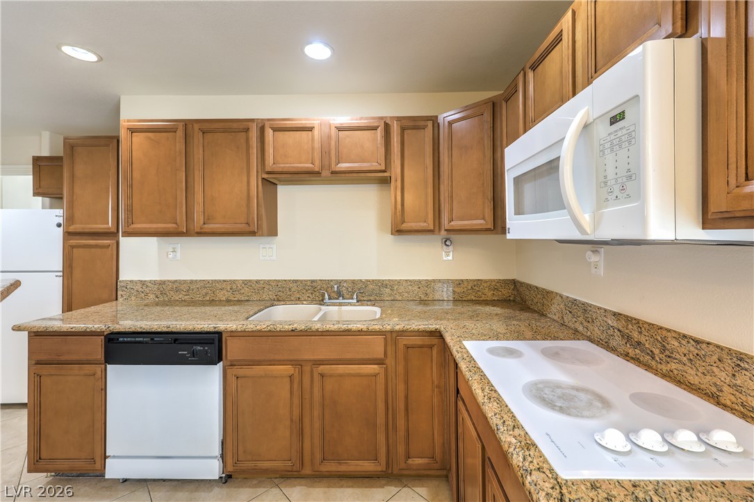 100 East Kimberly Drive Property Photo 27