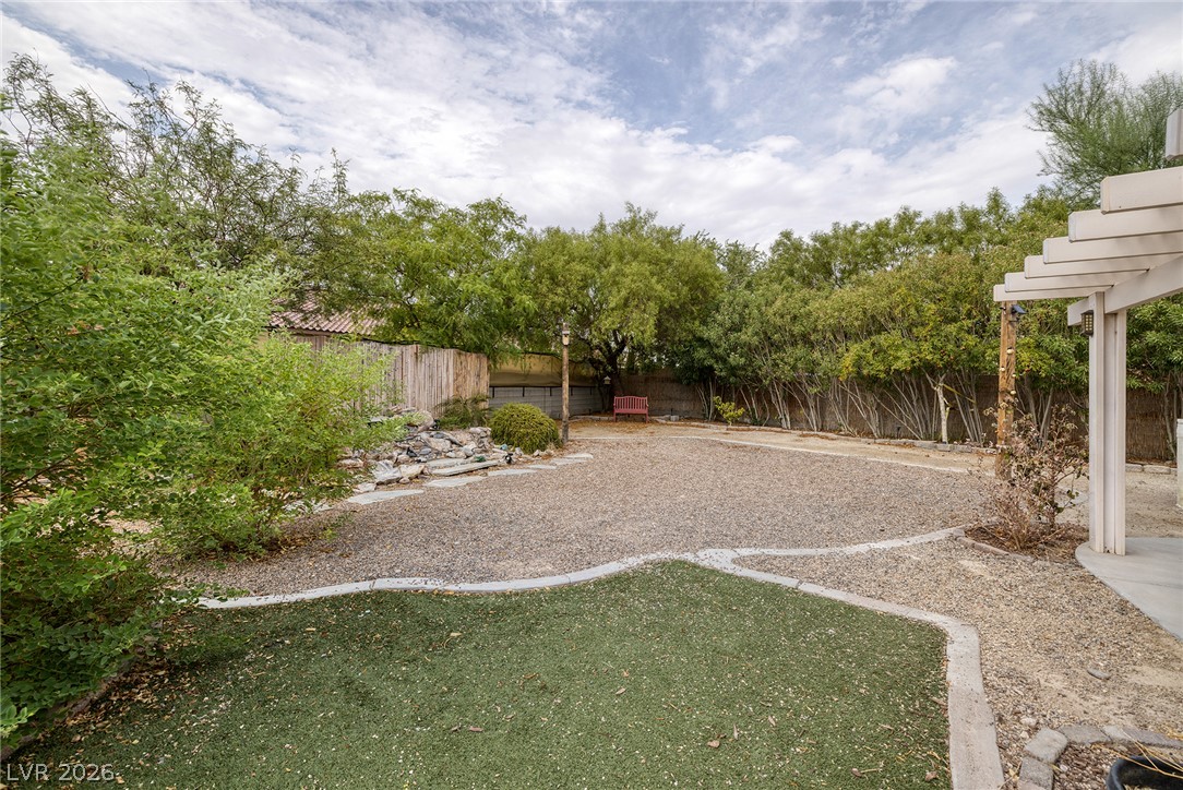 5317 Blue Evergreen Avenue Property Photo 14