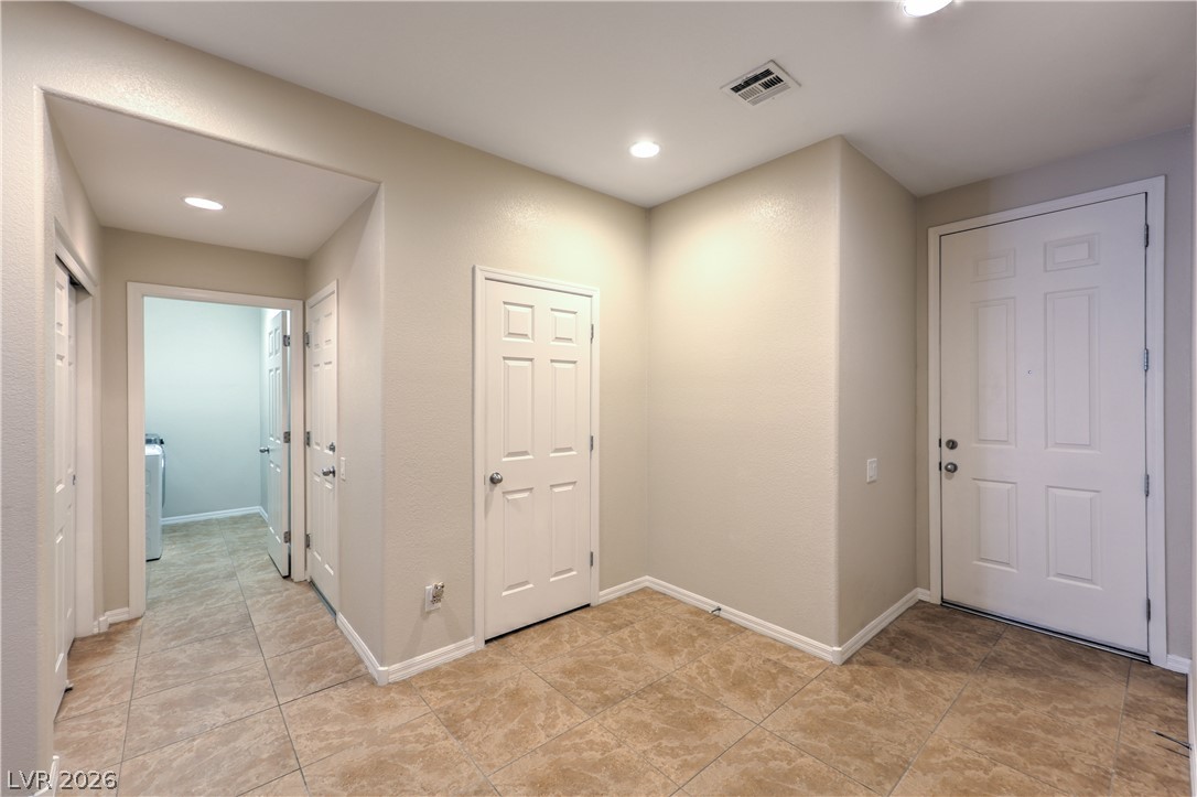 2830 Lochbroom Way Property Photo 5