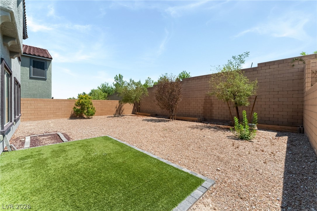 9993 Birch Knoll Avenue Property Photo 2
