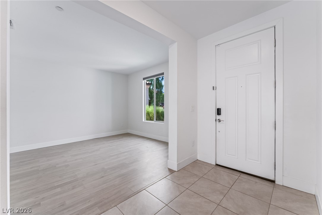 9993 Birch Knoll Avenue Property Photo 7