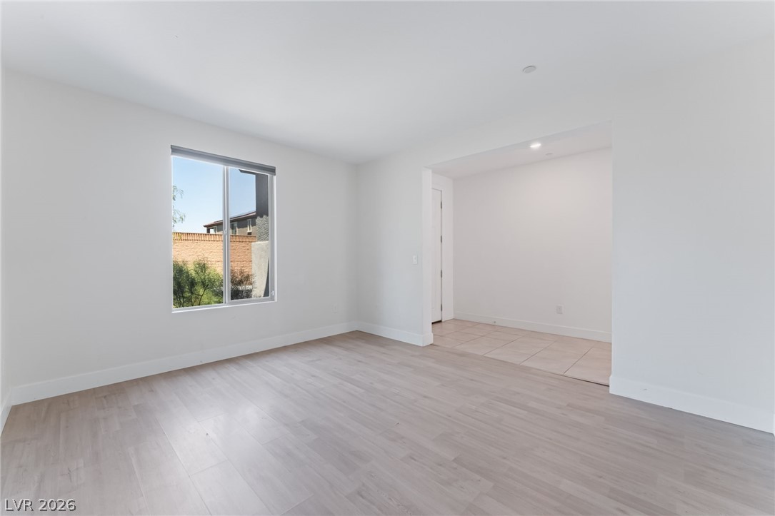 9993 Birch Knoll Avenue Property Photo 8