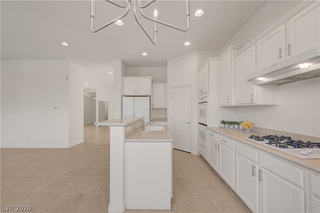9240 Worsley Park Place Property Photo 10