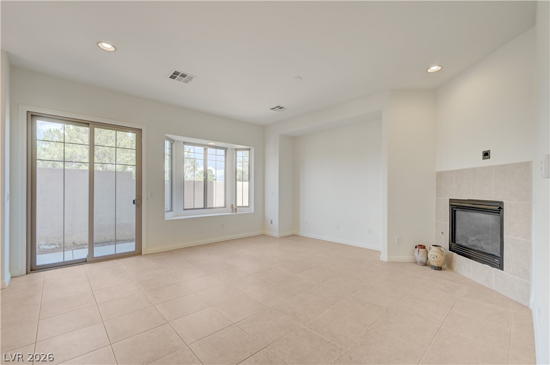 9240 Worsley Park Place Property Photo 12