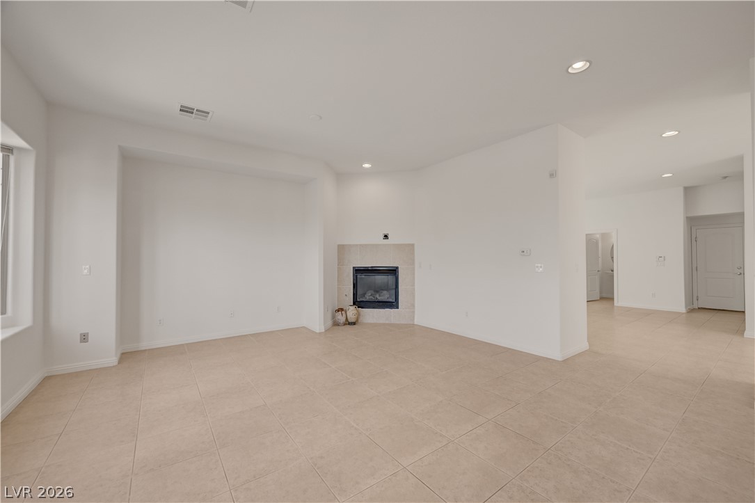 9240 Worsley Park Place Property Photo 14