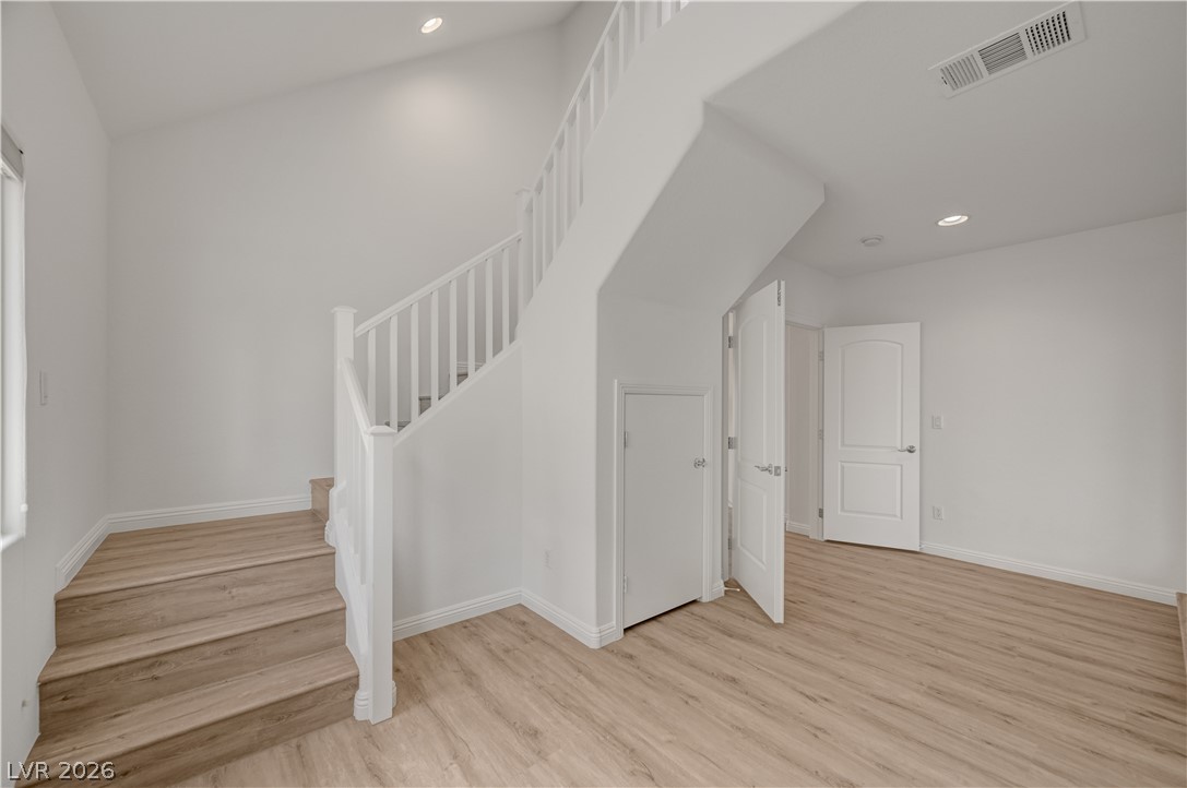 9240 Worsley Park Place Property Photo 36