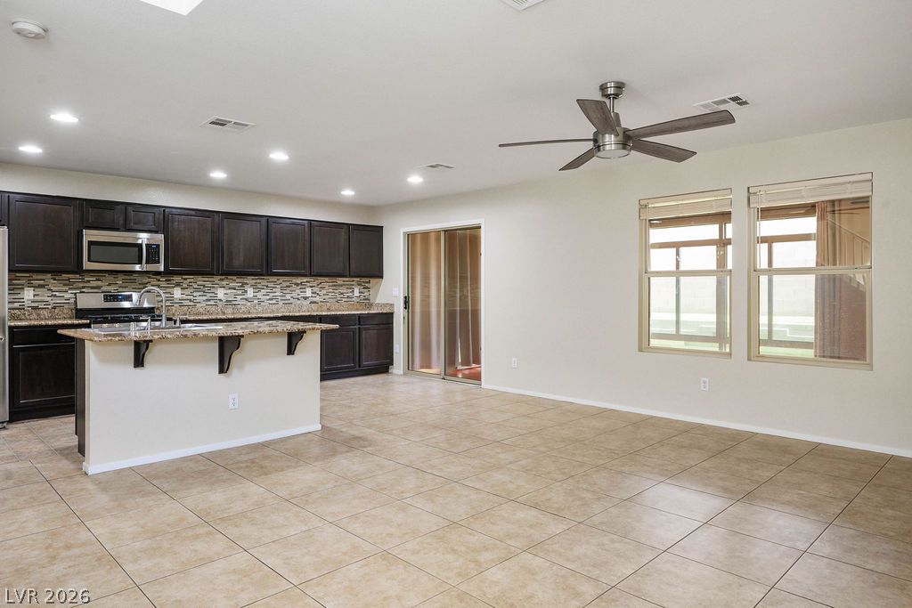 1609 Ronzard Avenue Property Photo 5