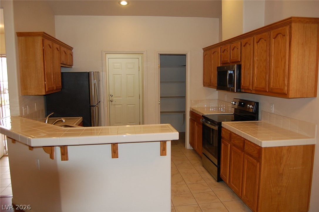 1791 Sycamore Avenue B Property Photo 5