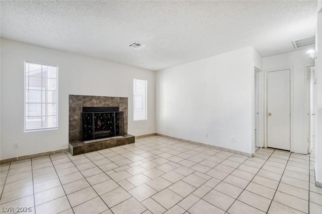 4651 Amberleigh Lane C Property Photo 9