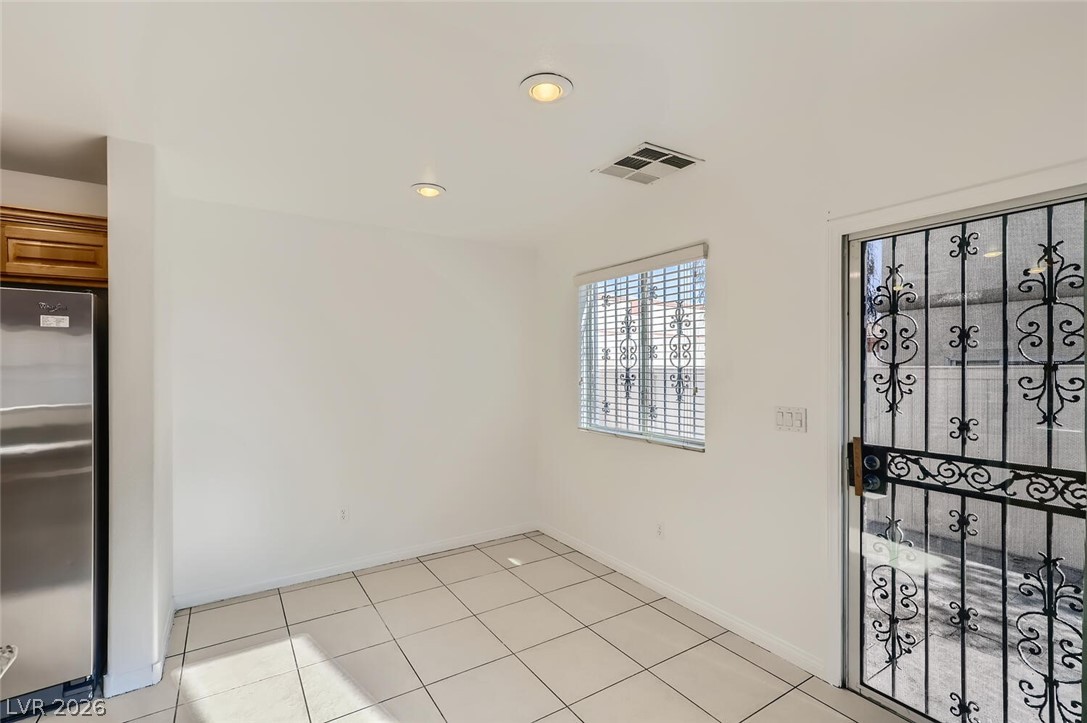 6384 Blue Twilight Court Property Photo 12