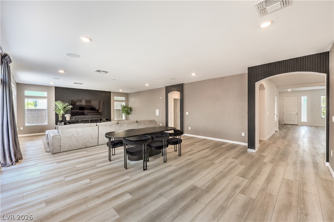 7128 Bold Rock Avenue Property Photo 4