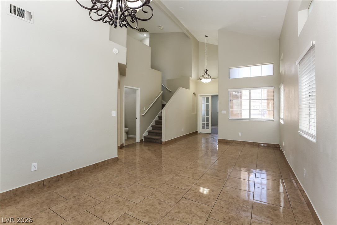 6572 Grand Oaks Drive Property Photo 5