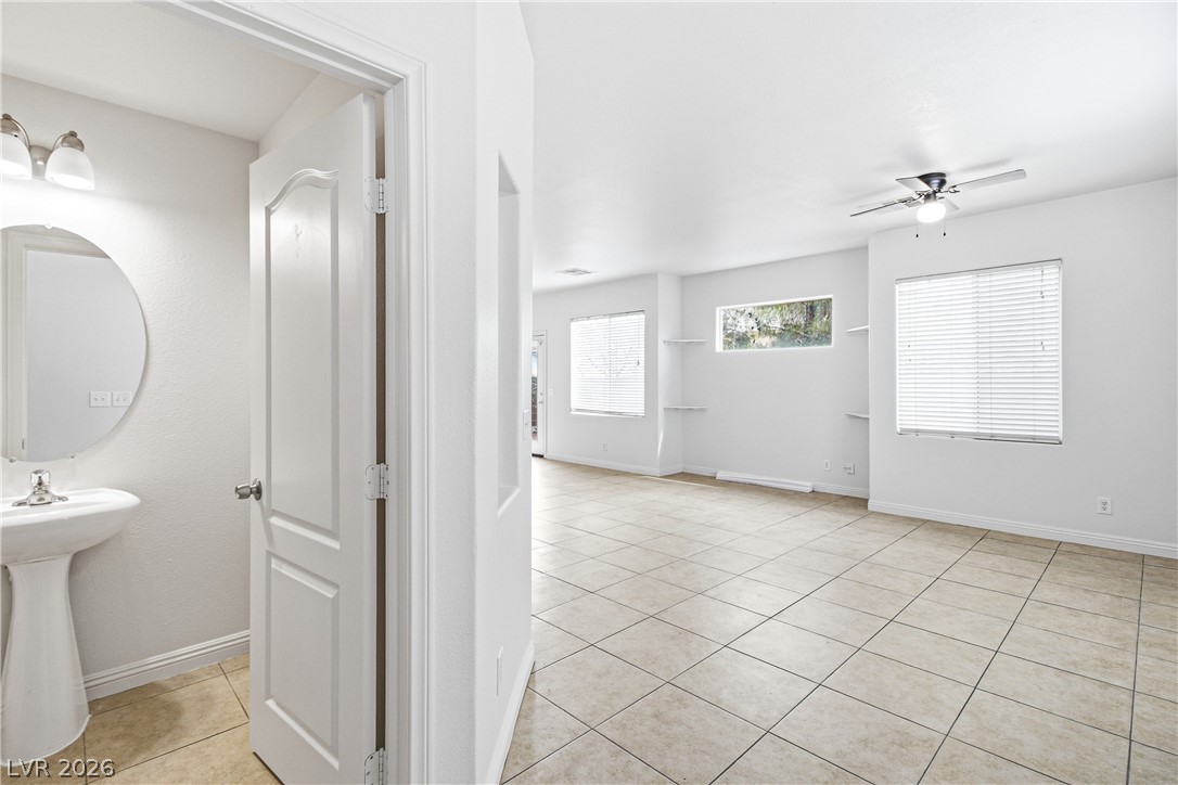 10630 Lessona Street Property Photo 4