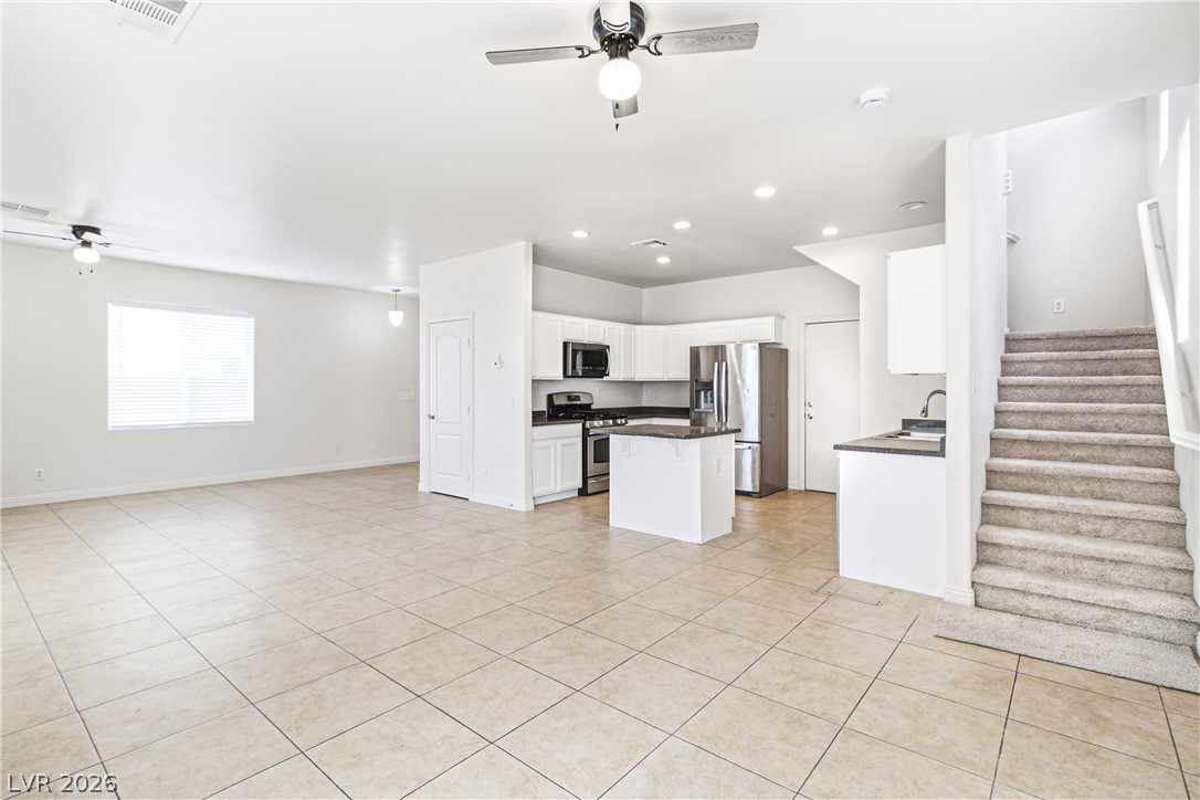 10630 Lessona Street Property Photo 7