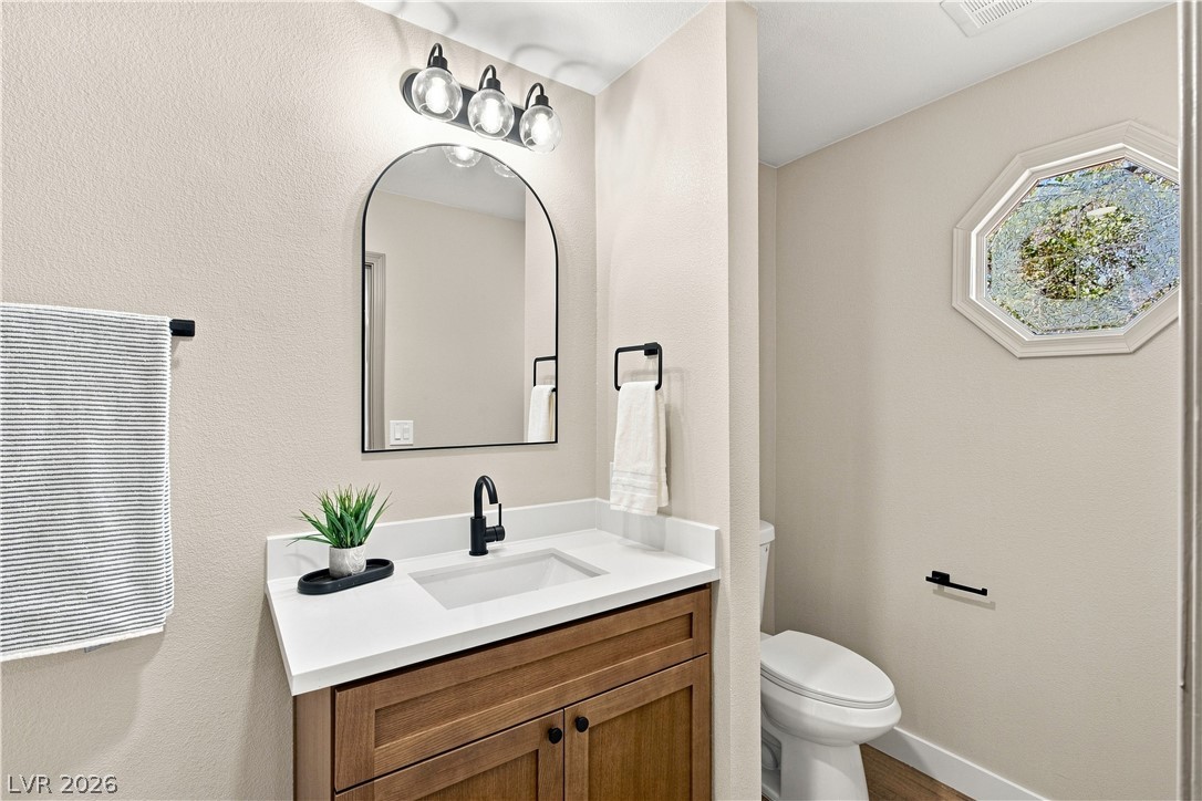 6156 Foxcroft Avenue Property Photo 17