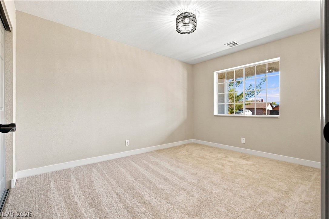 6156 Foxcroft Avenue Property Photo 35