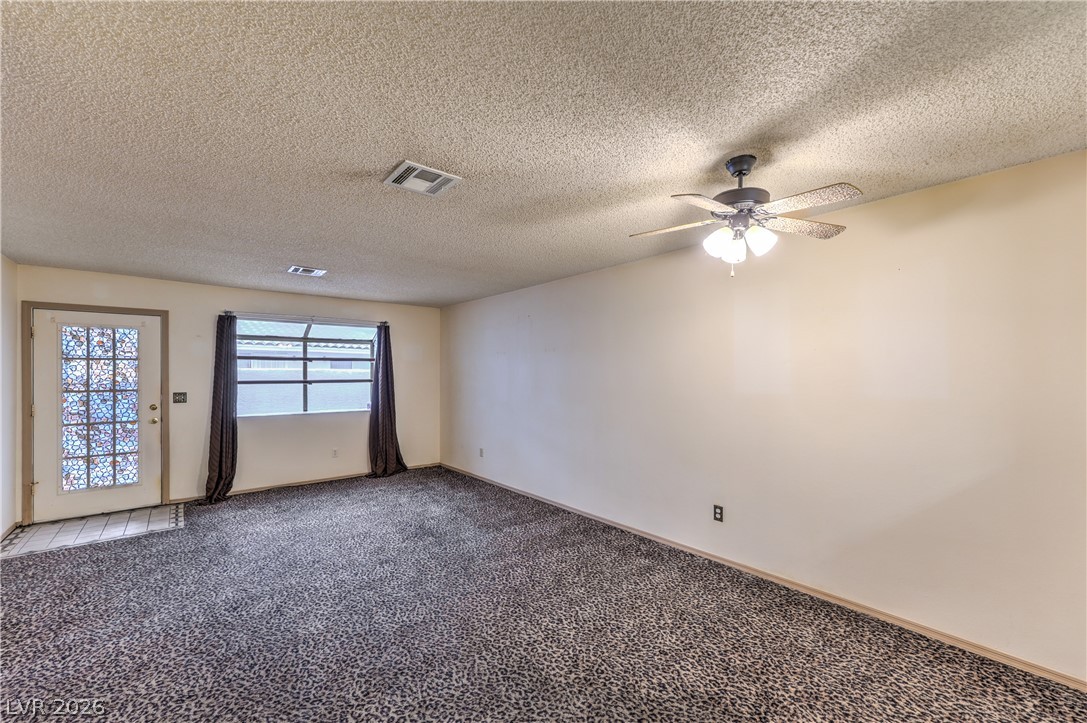 2041 Willowbury Drive D Property Photo 6