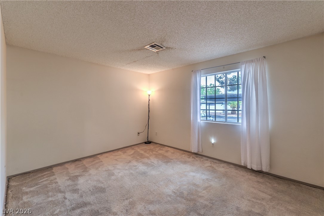 2041 Willowbury Drive D Property Photo 16