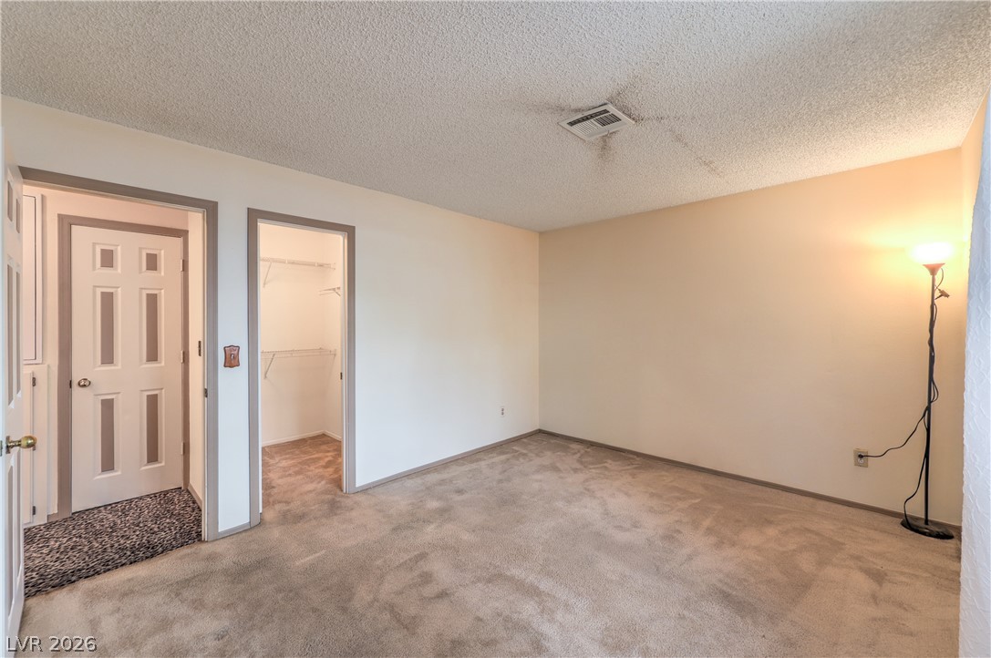 2041 Willowbury Drive D Property Photo 18
