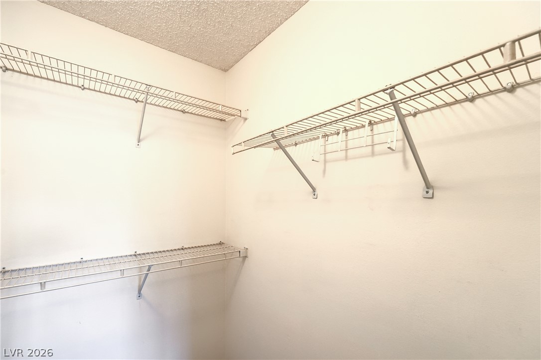2041 Willowbury Drive D Property Photo 19