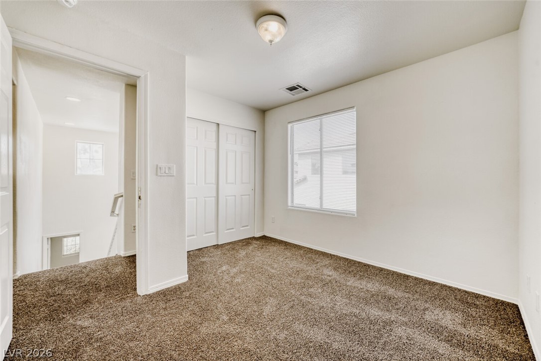 2562 Begonia Valley Avenue Property Photo 13