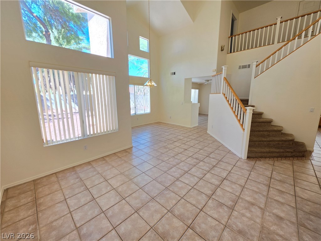 2806441 Property Photo 3
