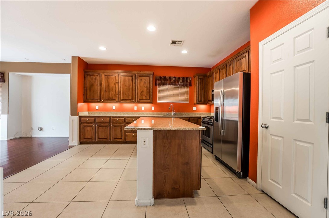 10879 Florence Hills Street Property Photo 6