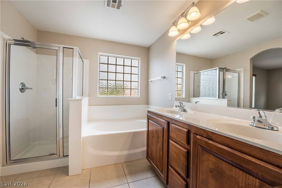 10879 Florence Hills Street Property Photo 14